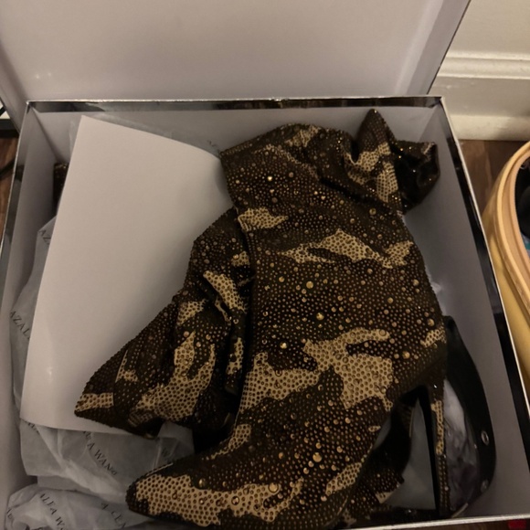 Waist high camo boots - Picture 1 of 3
